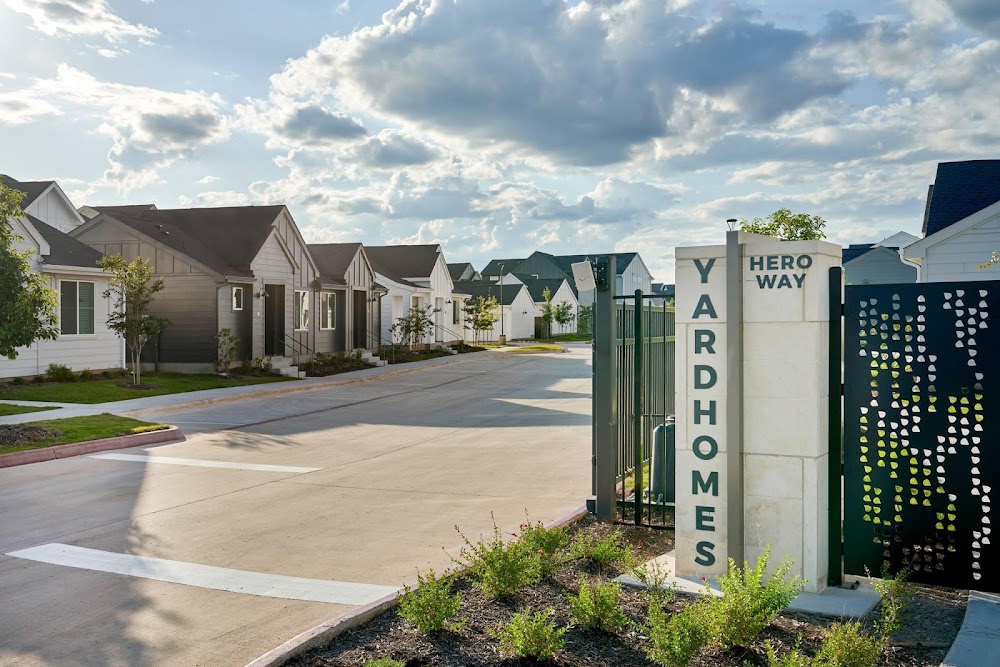 YardHomes Hero Way