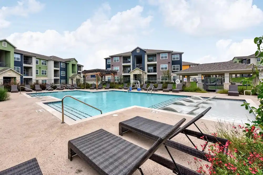 The Heights on Parmer Apartment Homes