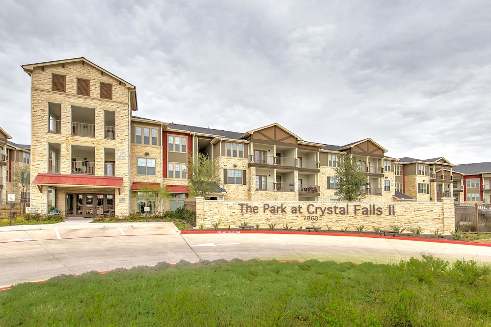 Park at Crystal Falls