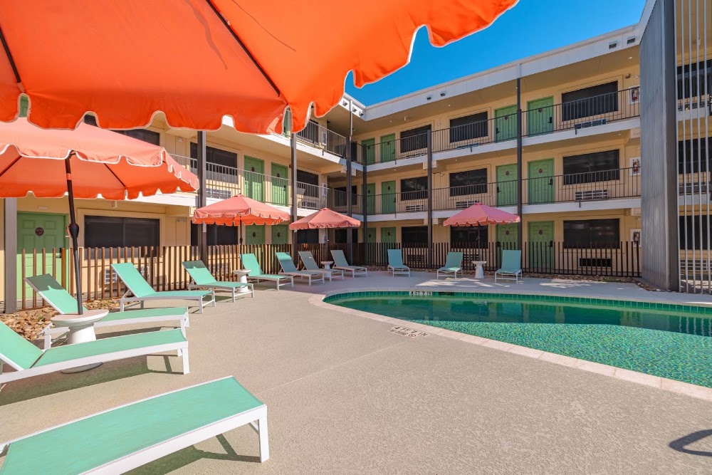 Alma Apartments