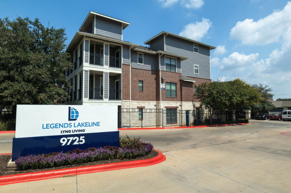 Legends Lakeline Apartments